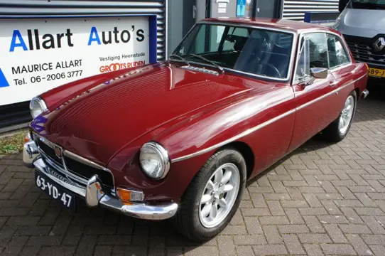 MG B GT