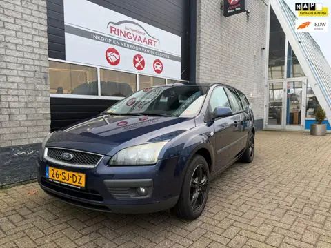 Ford Focus Wagon 1.6-16V Futura MET 1 JAAR APK