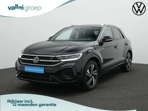 Volkswagen T-Roc 1.5 TSI 150 pk DSG R-Line | Achteruitrijcamera | Stoelverwarming | Navigatie | Adap