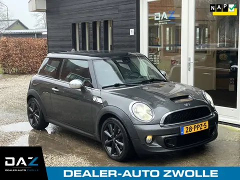MINI Mini 1.6 Cooper S 10 Years II Ecc/Audio/Navi/Pano/Leer/Lm