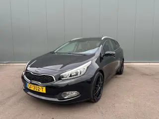 Kia cee'd Sportswagon 1.6 GDI BusinessLine HALF LEDER | CAMERA | BOEKJE !