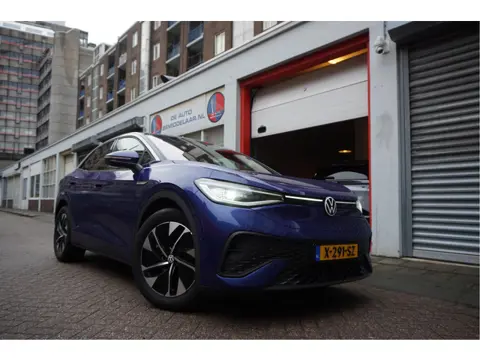 Volkswagen ID.5 Pro 77 kWh | 94%SOH | Panoramadak | MATRIX | Leer | 360 camera | Adaptieve cruise + 