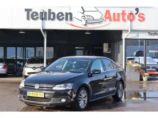 Volkswagen Jetta 1.4 TSI Hybrid Highline Navigatie, Lederen interieur, Climate control, Stoelverwarm