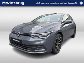 Volkswagen Golf 1.5 TSI Style 150pk Panoramadak / IQ LED verlichting / App-connect / Navigatie High 