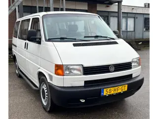 Volkswagen Transporter T4 Kombi 1.9 TD ZEER WEINIG GELOPEN