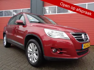 Volkswagen Tiguan 2.0 TSI Comfort&Design 4Motion 170PK Clima Cruise Navi LMV Trekhaak NL-Auto