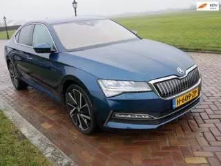 Skoda Superb 1.4 TSI iV Business Edition ** 15699 NETTO **