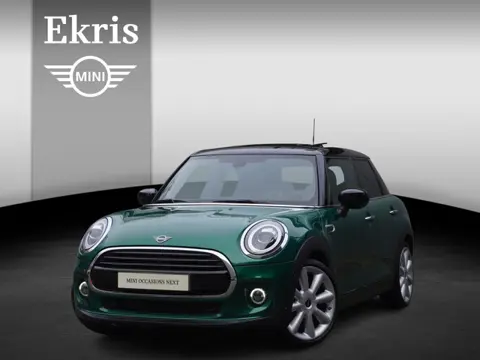 MINI 5-deurs Cooper C Chili Pakket | Glazen panoramadak | Harman-Kardon sound system | Alarmsysteem 
