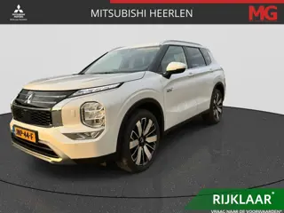 Mitsubishi Outlander 2.4 PHEV First Edition | Rijklaar | Demo | All Season Banden |