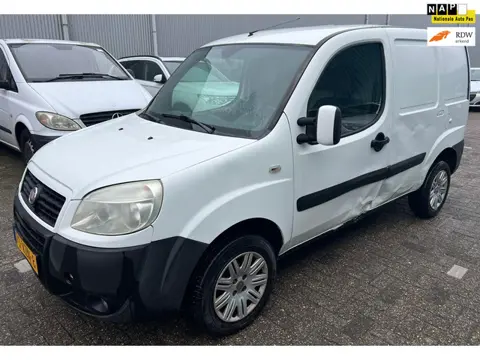 Fiat Doblò 1.6 CNG Top BENZINE km 176761 nap