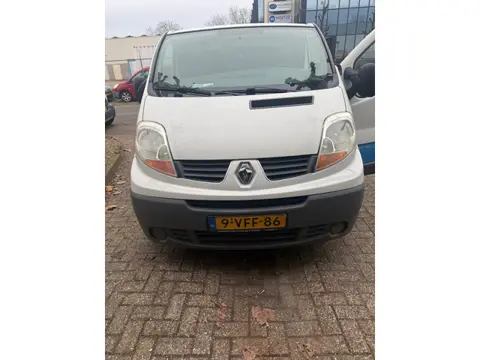 Renault Trafic 2.5 dCi T29 L1H1