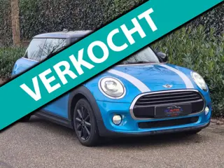 Mini Facelift 1.5 Cooper Chili Business Navi Cruise Control NAP Rijklaar 1/2 Leder LM velgen Rijklaa