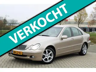 Mercedes-Benz C-klasse 200 K. Elegance l Leder l PDC l VOL !
