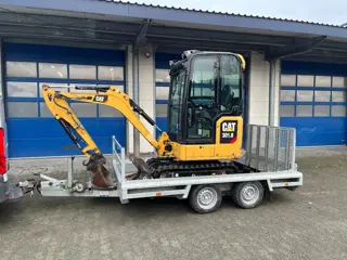 Caterpillar 301.8 Next Gen Incl aanhanger (bj 2019)