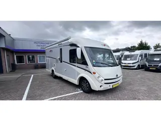 Carthago C-Tourer I 142 Zeer compleet nieuwstaat