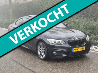 BMW 2-serie Coupé 220i M Ed High Ex Apple CarPlay ORI EVO Pano Harman Kardon NAP NL