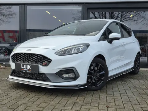 Ford Fiesta 1.5 EcoBoost ST-3 + RECARO + B&O + MAXTON + DEALERONDERHOUDEN
