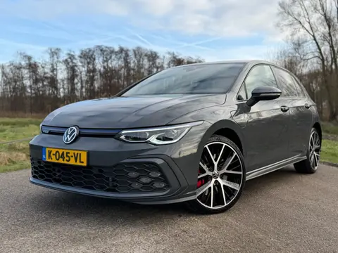 Volkswagen Golf 1.4 eHybrid GTE / Automaat / Stoelverwarming + Koeling / IQ Light / Adaptice cruise 