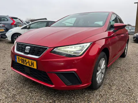 Seat Ibiza 1.0 TSI Style Limited Edition Carplay Cruise PDC LED Verlichting Nieuwe Apk Banden Beurt