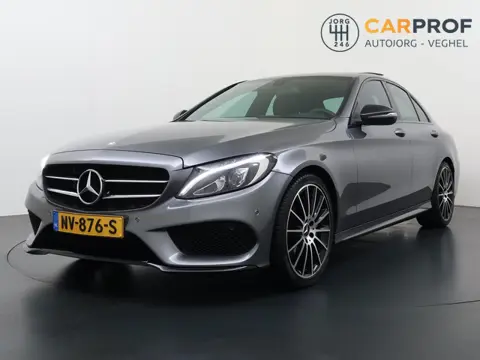 Mercedes-Benz C-klasse 180 AMG Sport Edition AMG Styling | Panoramadak | 19" Multispaaks | Camera | 