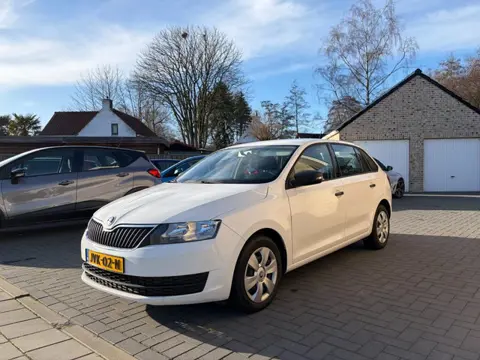 Skoda Rapid Spaceback 1.2 TSI Greentech Active 2016 107dkm Airco Navigatie Carplay isofix