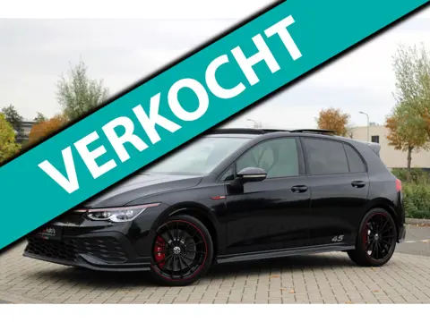 Volkswagen GOLF 2.0 TSI GTI Clubsport 45 Jahre Akra Pano HUD