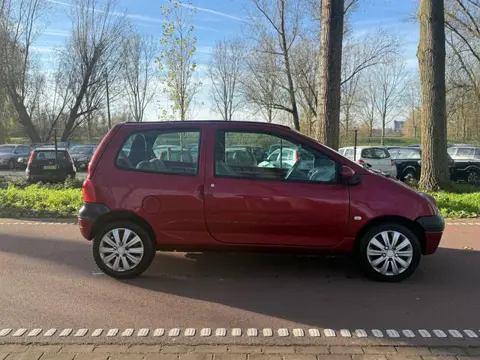 Renault Twingo 1.2-16V Expression Quickshift 5 AUTOMAAT WERKT NIET !