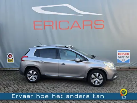 Peugeot 2008 1.2 PureTech Allure Pano, Navi (bj 2016)