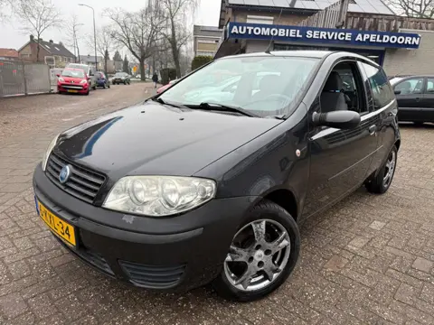 Fiat Punto 1.2 Active *NW. APK*AIRCO*STUURBEKR.*LM.VELGEN*ELLEK.PAKKET*O.BOEKJES*