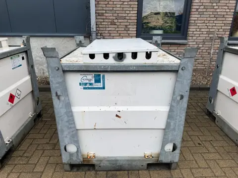 Western IBC 936 liter Milieutank Dieseltank (bj 2005)