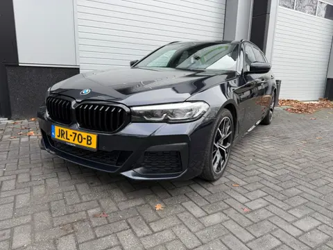 BMW 5-serie Touring 530e M Sport / Apple Carplay / LED / PHEV / Trekhaak / Stoel Verwarming