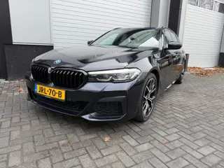 BMW 5-serie Touring 530e M Sport / Apple Carplay / LED / PHEV / Trekhaak / Stoel Verwarming