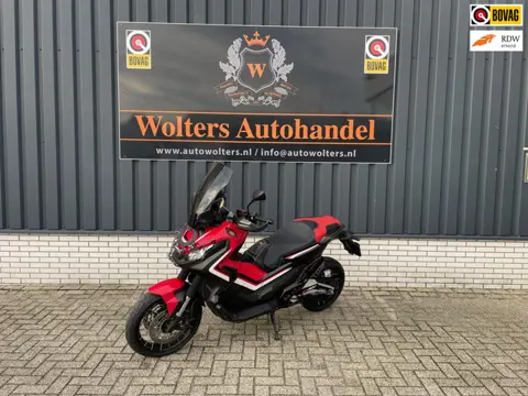 Honda Scooter NC 750 X-ADV Akrapovic