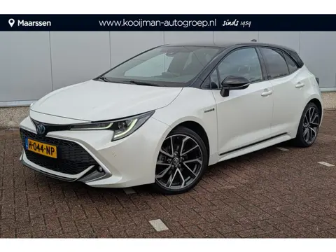 Toyota Corolla 1.8 Hybrid Executive | Afneembare trekhaak | Bi-tone zwart dak | Led verlichting|PDC 