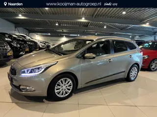 Kia cee'd 1.6 GDI Business Pack | AUTOMAAT TREKHAAK | Dealer onderhouden!! | Achteruitrijcamera | Cr