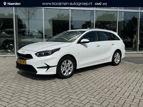 Kia Ceed Sportswagon 1.5 T-GDi DynamicLine | Trekhaak | lichtmetalen velgen | Navigatie | Achteruitr