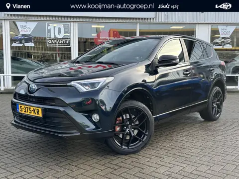 Toyota RAV4 2.5 Hybrid AWD Blue-Edition Speciale uitvoering, veel opties, 1650KG trekgewicht ideale 