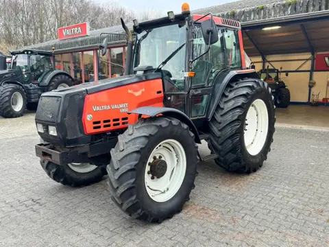 Valtra Valmet 6800 (bj 1999)