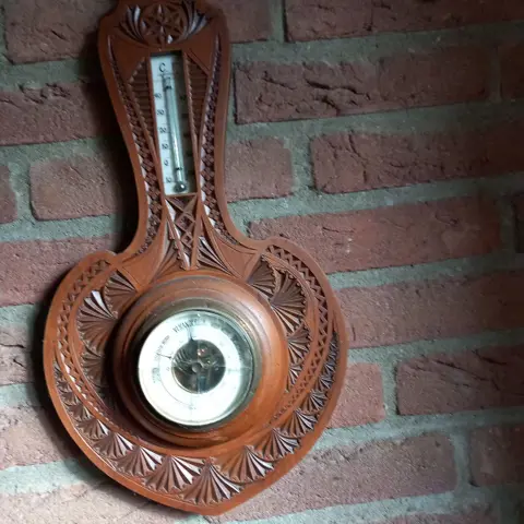 barometer /weerstation