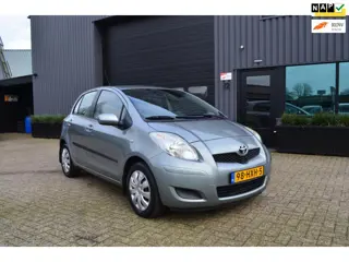 Toyota Yaris 1.3 VVTi Aspiration | Trekhaak | Airco | Onderhouden