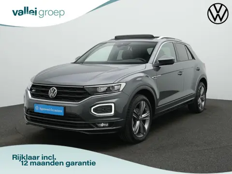 Volkswagen T-Roc 1.5 TSI 150 pk DSG Sport Business R / R-Line | Panoramadak | Achteruitrijcamera | S