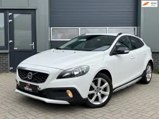 Volvo V40 CROSS COUNTRY 1.5 T3 Momentum Automaat, Navi, PDC, Dealer Onderhouden!