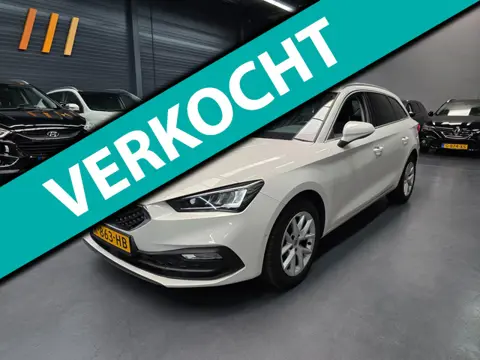 Seat Leon Sportstourer 1.5 TSI Style Launch LED CAMERA CARPLAY NAP NL AUTO