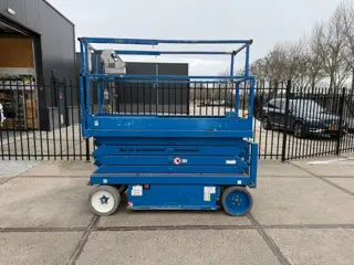 Skyjack SJ3226 schaar hoogwerker 10 meter (bj 2015)