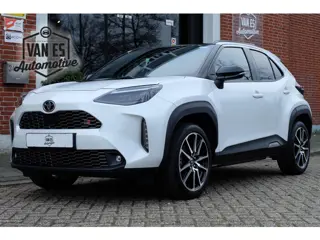Toyota Yaris Cross 1.5 Hybrid GR Sport / Pano / HuD / JBL / Matrix