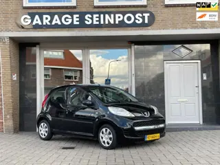 Peugeot 107 1.0-12V Urban Move | Airco