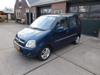 Opel Agila 1.2-16V Temptation