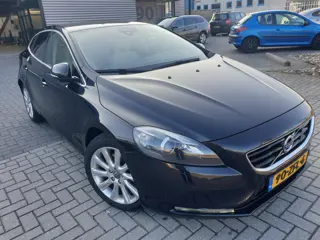 Volvo V40 1.6 T3 Summum