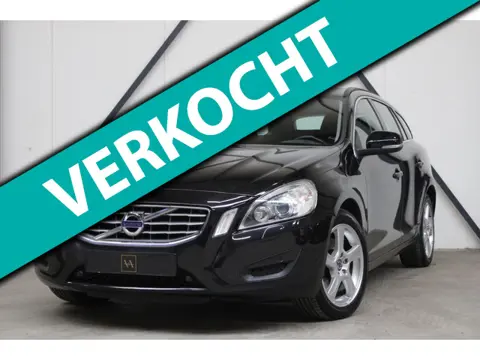 Volvo V60 1.6 T4 Momentum l 180 PK l Automaat l Xenon l Bluetooth