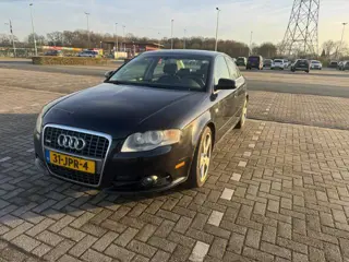 Audi A4 Limousine 2.0 TFSI Pro Line